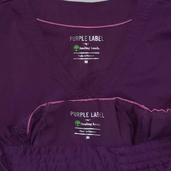 Healing Hands Scrub Set in Purple size Medium EUC - Picture 4 of 4